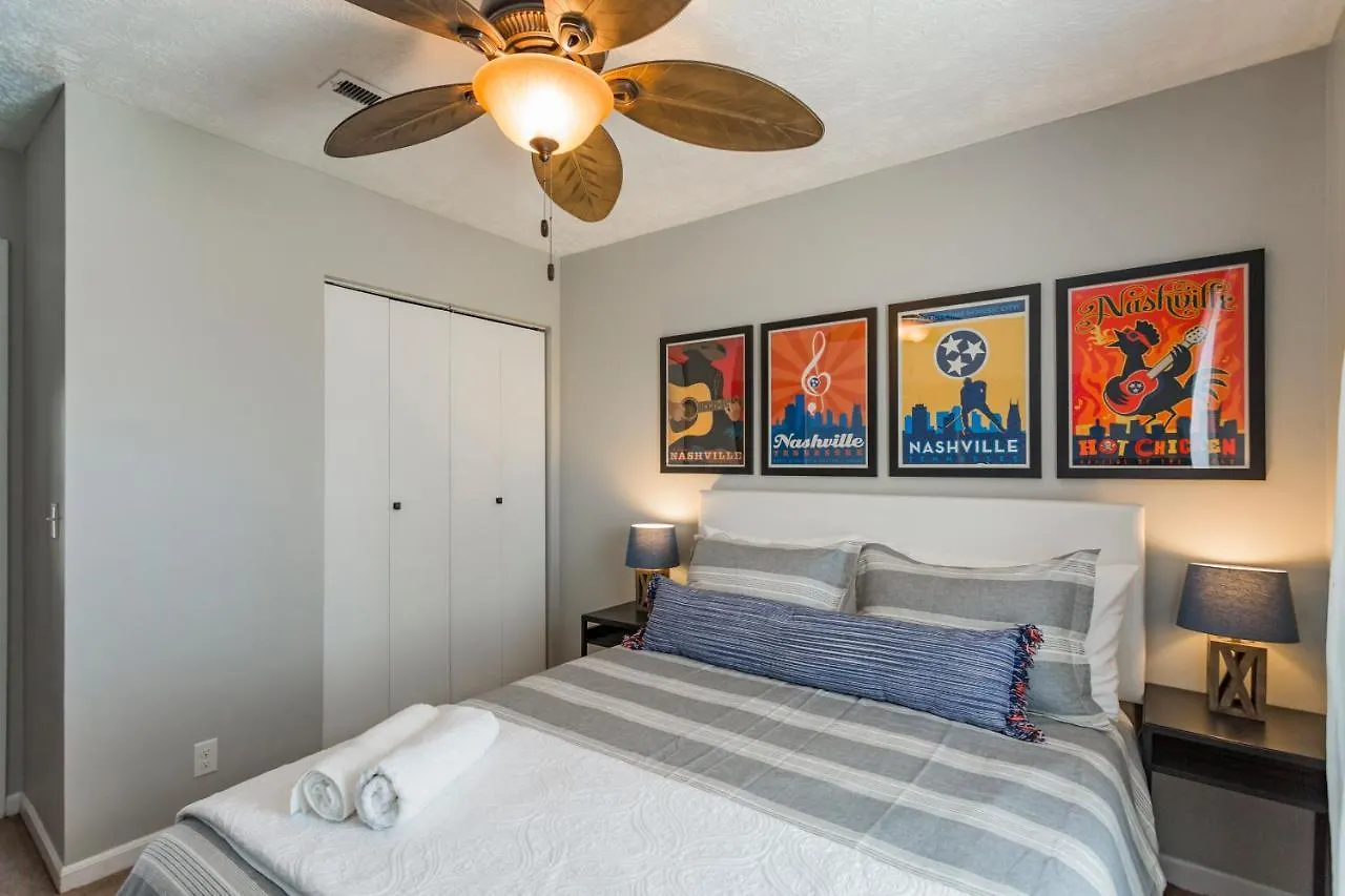 Semesterbostad Fun Buena Vista Heights Home Close To Downtown Nashville USA
