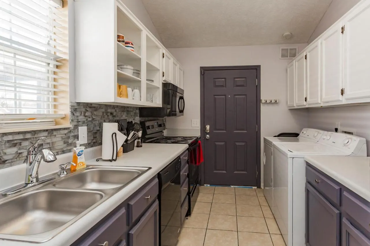 Fun Buena Vista Heights Home Close To Downtown Nashville Semesterbostad