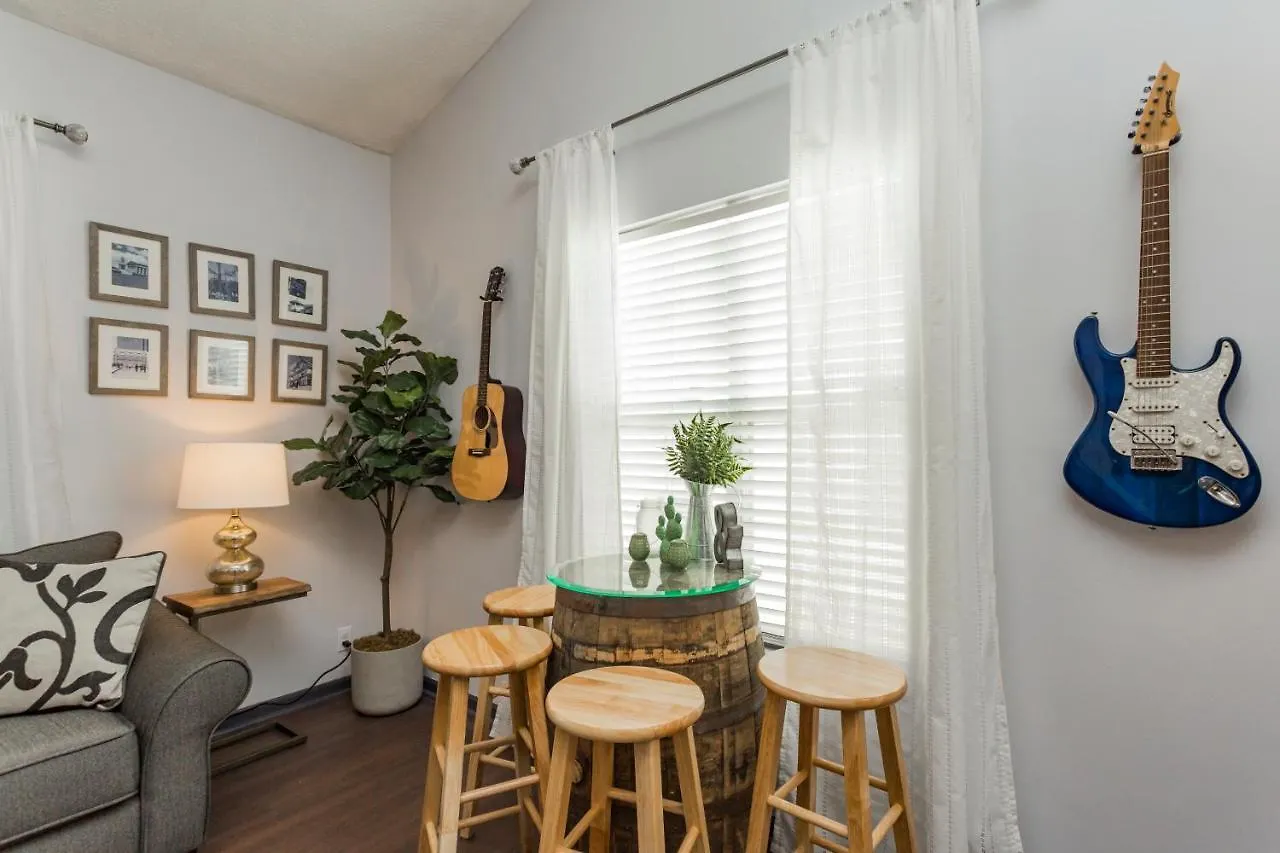 Semesterbostad Fun Buena Vista Heights Home Close To Downtown Nashville